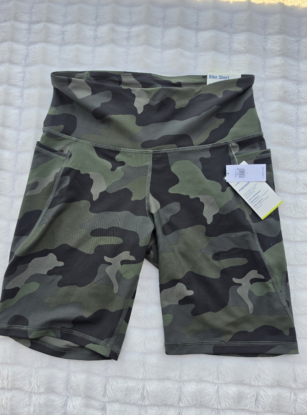 NWT Old Navy Active Bike Shorts High-Rise 8" Inseam Go-Dry - Women Large